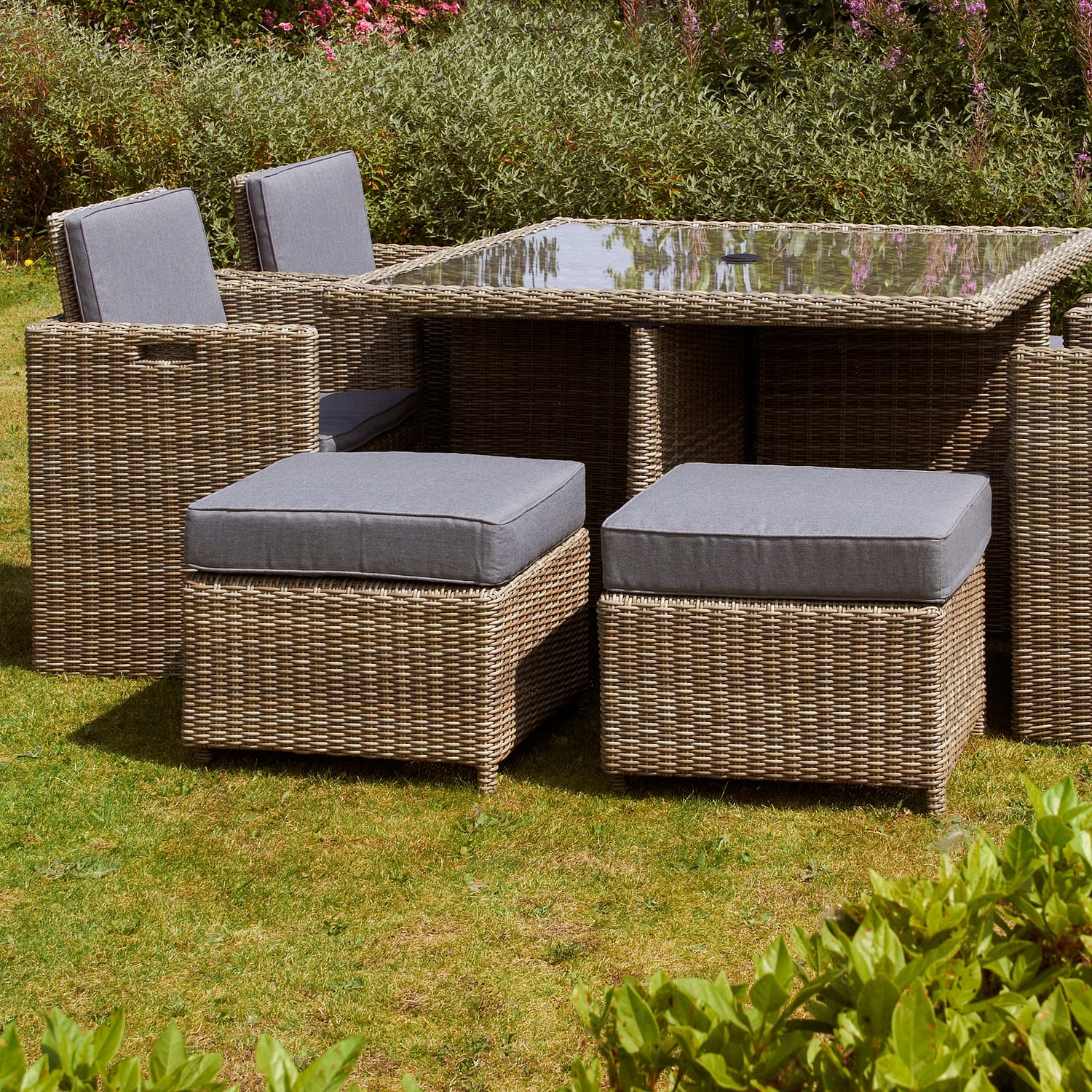 Wentwoth 8 Seater Cube Set Natural